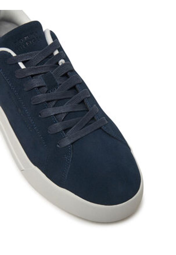 TOMMY HILFIGER - Tommy Hilfiger Sneakersy Court FM0FM05459 Granatowy. Kolor: niebieski. Materiał: zamsz, skóra