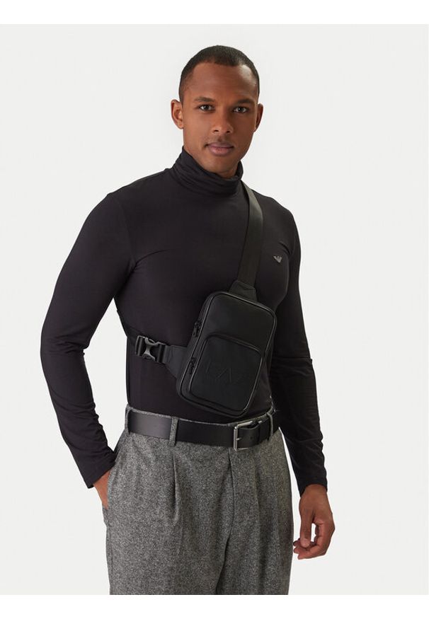 EA7 Emporio Armani Saszetka 7X000069 AF13811 UC001 Czarny. Kolor: czarny. Materiał: materiał