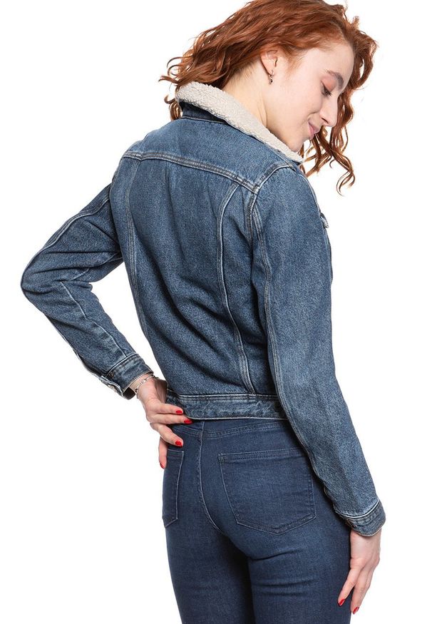 Lee - DAMSKA KURTKA ZIMOWA LEE SHERPA RIDER VINTAGE WORN L54VRDJK 112112995. Materiał: jeans. Sezon: zima. Styl: vintage