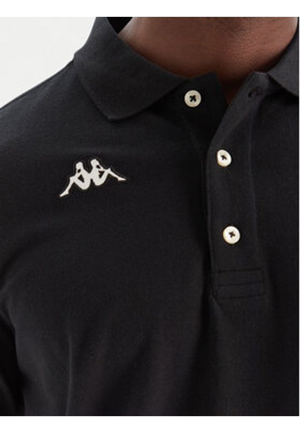 Kappa Polo Logo Sharas Mss 302B3D0 Czarny Regular Fit. Typ kołnierza: polo. Kolor: czarny. Materiał: bawełna