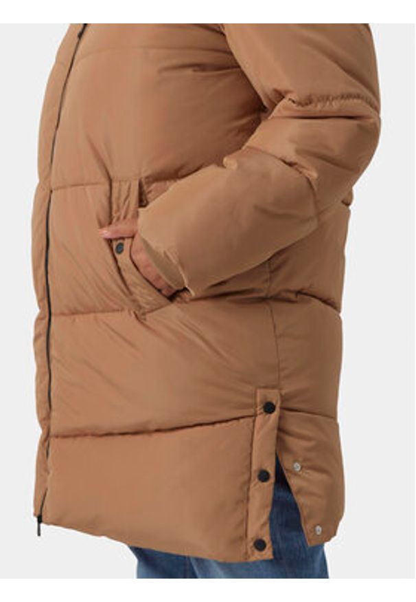 Vero Moda Curve Kurtka zimowa 10297304 Brązowy Regular Fit. Kolor: brązowy. Materiał: syntetyk. Sezon: zima