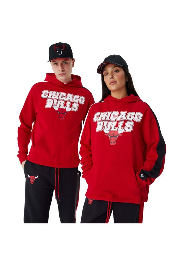 Bluza męska New Era NBA Large Graphic OS Hoody Chicago Bulls. Kolor: czerwony, wielokolorowy