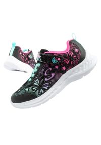 skechers - Buty sportowe dla dziewczynki Skechers Jumpsters. Kolor: wielokolorowy, czarny. Materiał: tworzywo sztuczne, materiał, tkanina. Szerokość cholewki: normalna. Model: Skechers Sport. Sport: turystyka piesza #1