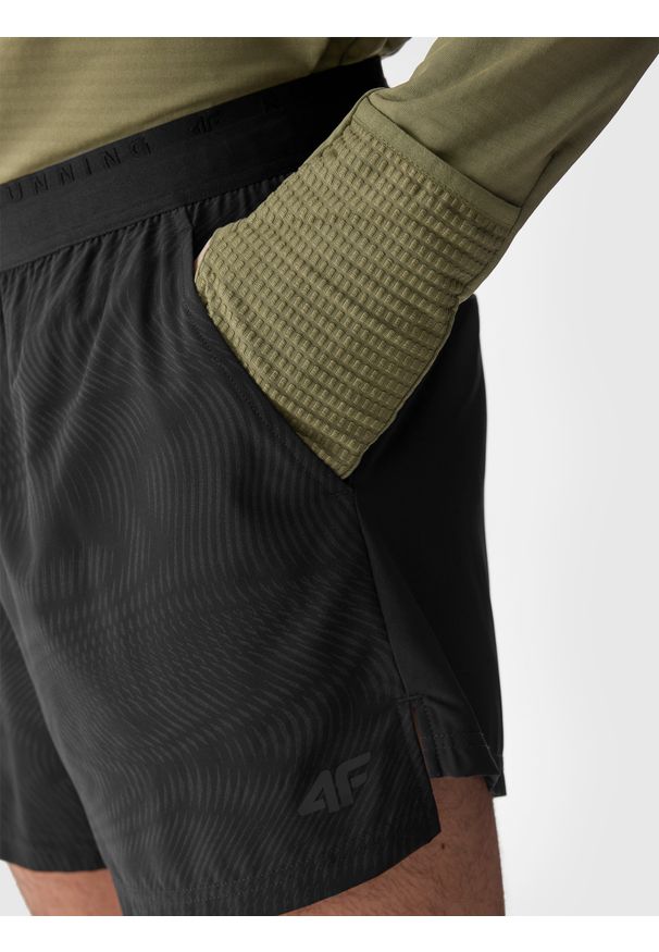 4f - Spodenki do biegania szybkoschnące męskie. Kolor: czarny. Materiał: dzianina, materiał, włókno. Sport: fitness