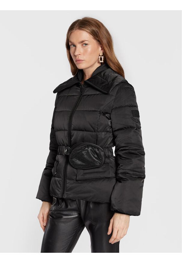 Guess Kurtka zimowa Giltzy W2BL56 WEX12 Czarny Regular Fit. Kolor: czarny. Materiał: syntetyk. Sezon: zima