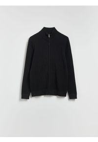 Reserved - Rozpinany sweter ze stójką - czarny. Typ kołnierza: kołnierzyk stójkowy. Kolor: czarny. Materiał: bawełna, dzianina #1