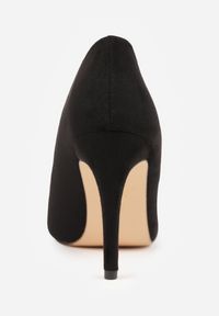 Renee - Czarne Szpilki Hekippe. Nosek buta: szpiczasty. Kolor: czarny. Materiał: koronka, zamsz. Obcas: na szpilce. Styl: elegancki #5