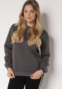 Born2be - Szara Ocieplana Bluza z Bawełną i Napisem z Tyłu Fezanda. Okazja: na co dzień. Kolor: szary. Materiał: bawełna. Wzór: napisy. Styl: klasyczny, casual, elegancki #3