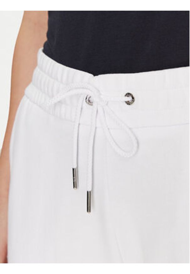 Armani Exchange Spodnie dresowe 8NYPCX YJ68Z 1000 Biały Regular Fit. Kolor: biały. Materiał: bawełna
