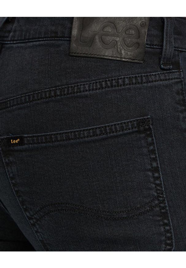 Lee - LEE DAREN ZIP FLY MĘSKIE SPODNIE JEANSOWE BLACK NIGHT L707JBGZ 112118182