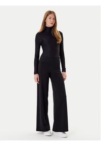 Guess Body O5GM10 KCDE0 Czarny Regular Fit. Kolor: czarny. Materiał: syntetyk #3