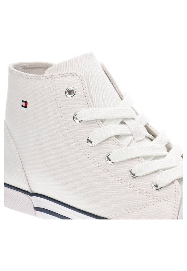 TOMMY HILFIGER - Białe Trampki Tommy Hilfiger Klasyczne Buty Damskie. Okazja: na co dzień. Kolor: biały. Materiał: materiał. Szerokość cholewki: normalna. Wzór: aplikacja. Styl: klasyczny