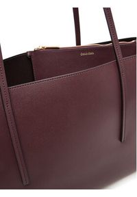 Calvin Klein Torebka Foil Logo Tote W/Pouch LV04F3274G Bordowy. Kolor: czerwony. Materiał: skórzane #4