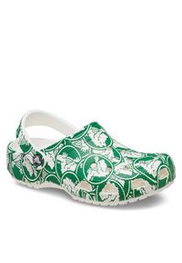Crocs Klapki Classic Duke Print Clog 210003 Zielony. Kolor: zielony. Wzór: nadruk #6