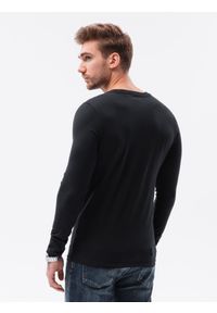 Ombre Clothing - Longsleeve męski z długim rękawem L135 - czarny - XXL. Okazja: na co dzień. Kolor: czarny. Materiał: elastan, bawełna. Długość rękawa: długi rękaw. Długość: długie. Styl: sportowy, casual, klasyczny