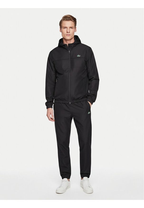 Lacoste Dres WH2661 Czarny Regular Fit. Kolor: czarny. Materiał: syntetyk
