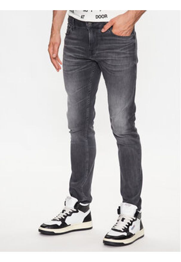 Guess Jeansy Miami M2YAN1 D4Q52 Szary Skinny Fit. Kolor: szary