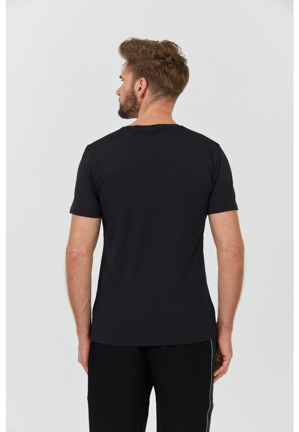 Guess - GUESS Czarny męski t-shirt New Tech Str T, Rozmiar XXL. Kolor: czarny