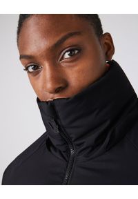 Lacoste - LACOSTE - Czarna kurtka oversize. Kolor: czarny. Materiał: tkanina. Długość: długie. Wzór: gładki. Sezon: zima. Styl: sportowy, elegancki #5