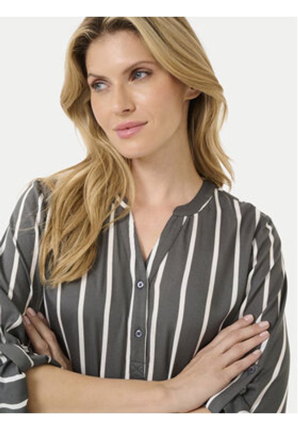 Kaffe Bluzka Stridy 10504279 Szary Regular Fit. Kolor: szary. Materiał: wiskoza