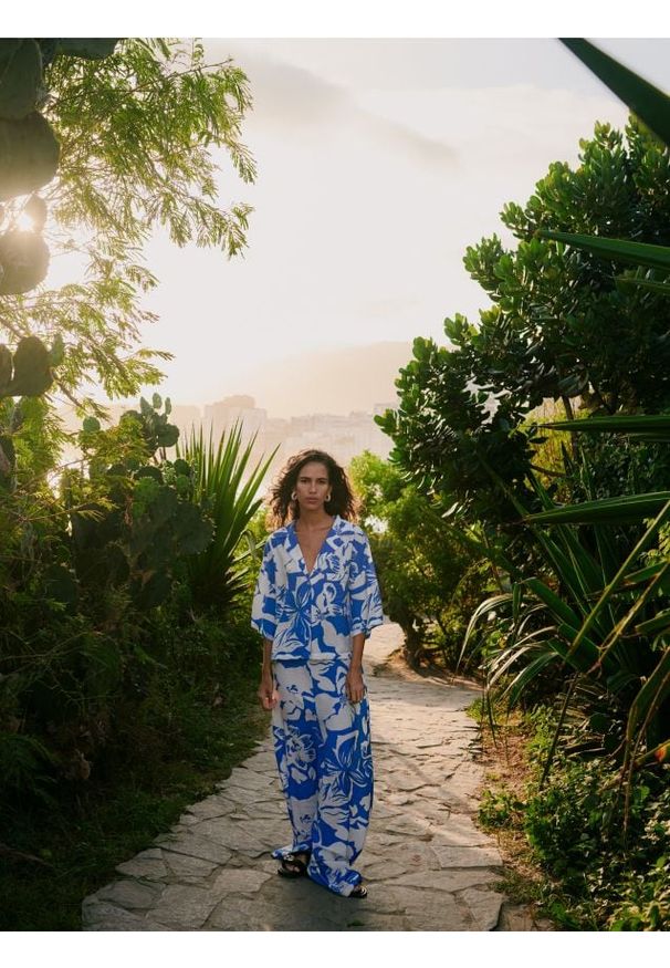 Reserved - Koszula z wiskozą - niebieski. Kolor: niebieski. Materiał: wiskoza