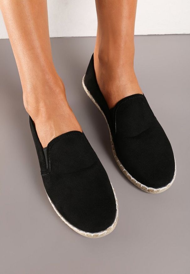 Born2be - Czarne Tenisówki Espadryle Slip On Na Płaskiej Podeszwie Liodelia. Zapięcie: bez zapięcia. Kolor: czarny. Materiał: jeans, materiał. Sezon: wiosna, lato. Obcas: na płaskiej podeszwie. Styl: klasyczny