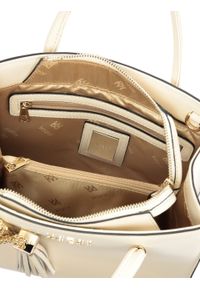 Kazar - Skórzana torebka o regularnym kształcie. Kolor: beżowy. Materiał: skórzane. Styl: wizytowy, biznesowy, elegancki. Rodzaj torebki: na ramię #5