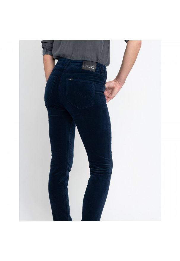 Lee - LEE SCARLETT HIGH DAMSKIE SPODNIE JEANSOWE MIDNIGHT VELVET L626MI67 112114285