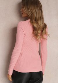 Renee - Różowy Sweter z Prążkowanej Dzianiny Fantasanan. Kolor: różowy. Materiał: dzianina, prążkowany. Styl: klasyczny #2