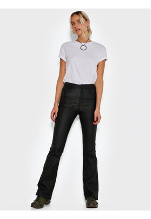 Noisy may - Noisy May Spodnie z imitacji skóry Sallie 27018425 Czarny Skinny Fit. Kolor: czarny. Materiał: wiskoza