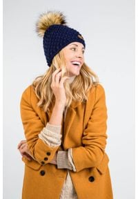 Zimowa czapka damska PaMaMi - Jeansowy. Materiał: wełna, poliamid, akryl. Wzór: aplikacja, ze splotem. Sezon: zima #2