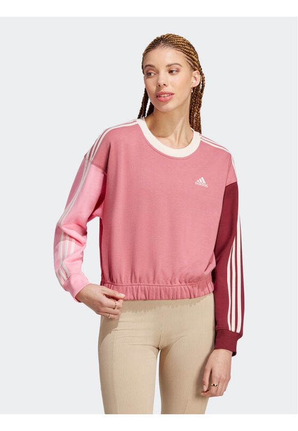 Adidas - adidas Bluza Essentials 3-Stripes Crop Sweatshirt IC9875 Różowy Loose Fit. Kolor: różowy. Materiał: bawełna