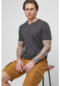 medicine - Medicine szorty lniane męskie kolor żółty. Kolor: żółty. Materiał: len. Wzór: gładki #3