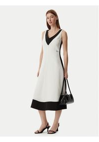Karl Lagerfeld - KARL LAGERFELD Sukienka letnia B2W13026 Kremowy Regular Fit. Typ kołnierza: dekolt w karo. Kolor: kremowy. Materiał: lyocell. Sezon: lato #4