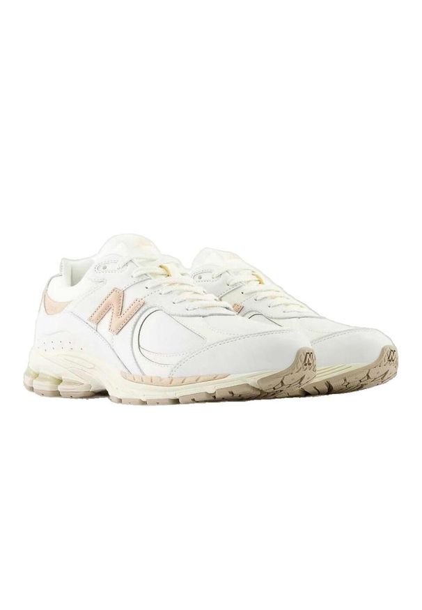 Buty do chodzenia damskie New Balance M2002RVF. Zapięcie: sznurówki. Kolor: różowy. Materiał: syntetyk, skóra, materiał. Szerokość cholewki: normalna. Sport: turystyka piesza