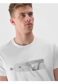 4f - T-shirt z nadrukiem regular męski - biały. Okazja: na co dzień. Kolor: biały. Materiał: jersey, dzianina. Wzór: nadruk. Styl: casual, sportowy, klasyczny