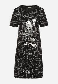 Born2be - Czarna Bawełniana Sukienka o T-shirtowym Kroju z Ozdobnym Nadrukiem Feviressa. Okazja: na co dzień. Kolor: czarny. Materiał: bawełna. Długość rękawa: krótki rękaw. Wzór: nadruk. Sezon: lato. Styl: elegancki, casual #7