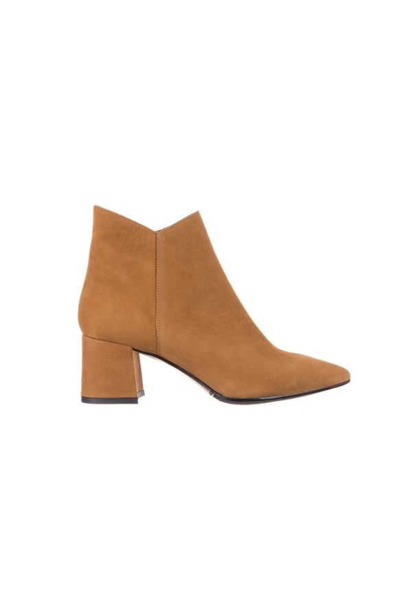 Botki Bayla-188 007 Rudy 188024, Skóra naturalna - 40. Okazja: na co dzień. Zapięcie: zamek. Kolor: brązowy. Szerokość cholewki: normalna. Materiał: skóra. Sezon: zima, jesień. Obcas: na obcasie. Styl: casual. Wysokość obcasa: średni