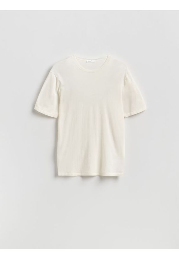 Reserved - T-shirt regular fit z lyocellem - beżowy. Kolor: beżowy. Materiał: bawełna