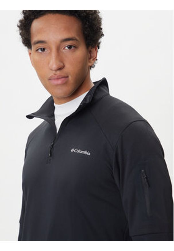 columbia - Columbia Koszulka techniczna Tech™ 2095603 Czarny Active Fit. Kolor: czarny. Materiał: syntetyk