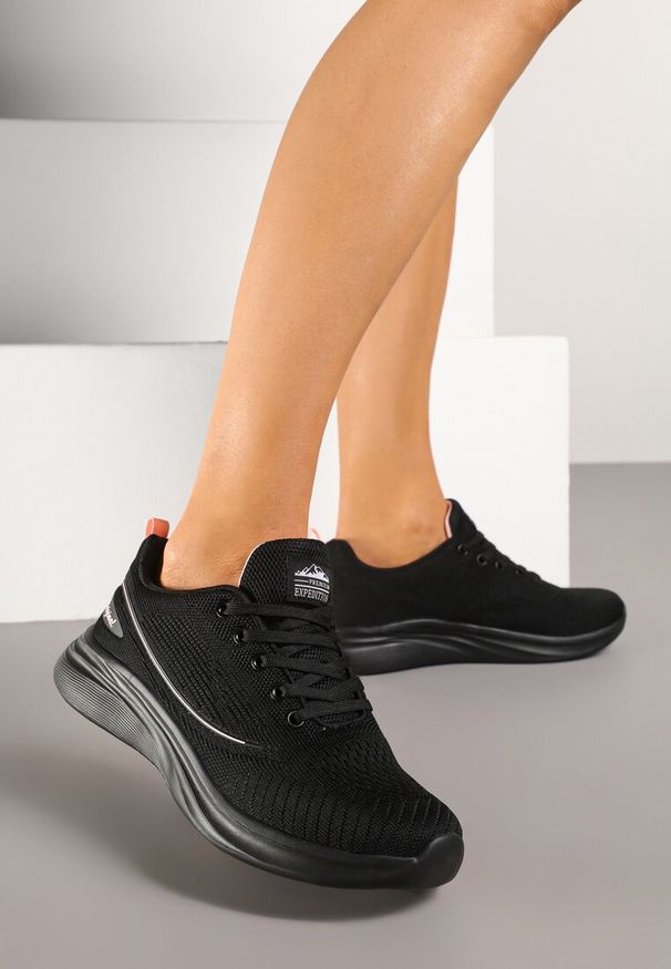 Born2be - Czarno-Różowe Buty Sportowe Sneakersy na Piankowej Podeszwie Talirens. Okazja: na co dzień. Kolor: czarny. Materiał: jeans