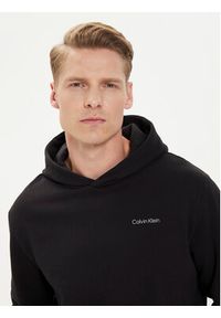 Calvin Klein Bluza Enlarged Back Logo K10K113079 Czarny Regular Fit. Kolor: czarny. Materiał: bawełna