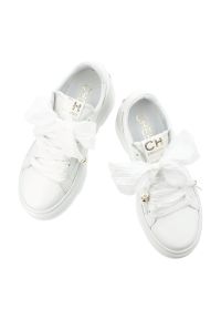 CheBello - Sneakersy damskie Chebello, model na podwyższonej platformie z cholewką ze skóry naturalnej, wiązany szerokimi tasiemkami, z masywną podeszwą o wyraź. Okazja: na co dzień. Kolor: biały. Materiał: skóra. Szerokość cholewki: normalna. Wzór: grochy. Obcas: na platformie. Styl: casual, elegancki, sportowy, klasyczny #4