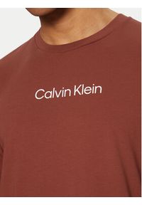 Calvin Klein T-Shirt Hero K10K111346 Czerwony Regular Fit. Kolor: czerwony. Materiał: bawełna #5