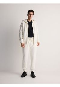 Reserved - Bawełniane spodnie dresowe - złamana biel. Materiał: dresówka, bawełna