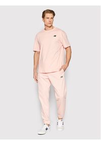 New Balance T-Shirt Unisex UT21503 Różowy Relaxed Fit. Kolor: różowy. Materiał: bawełna #9