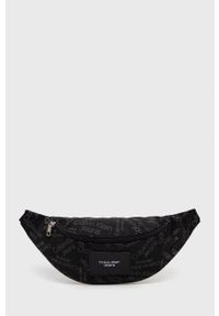 Calvin Klein Jeans nerka kolor czarny. Kolor: czarny. Wzór: nadruk