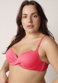 Born2be - Czerwone Bikini z Marszczonym Biustonoszem i Figami Kąpielowymi z Cyrkoniami Kaliasa. Kolekcja: plus size. Kolor: czerwony. Długość: długie. Wzór: aplikacja #3