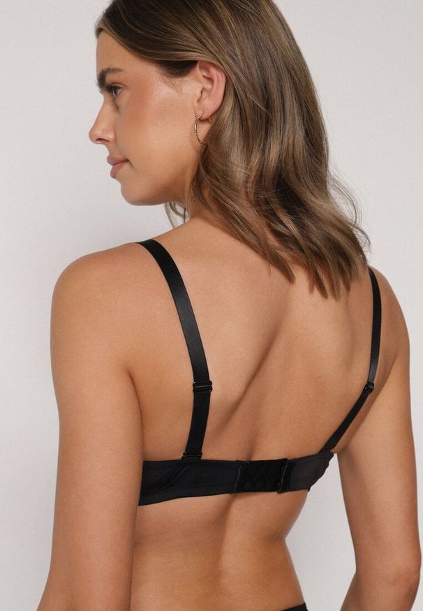 Born2be - Czarno-Beżowy Biustonosz z Koronką i Transparentną Wstawką Heliphine. Kolor: czarny. Materiał: koronka. Wzór: koronka