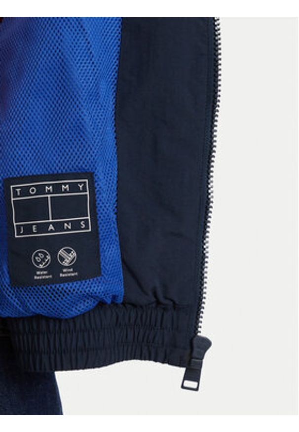 Tommy Jeans Kurtka przejściowa Flag DW0DW22914 Granatowy Regular Fit. Kolor: niebieski. Materiał: syntetyk